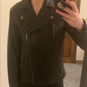 Old Navy women’s faux leather motorcycle jacket- size small- black